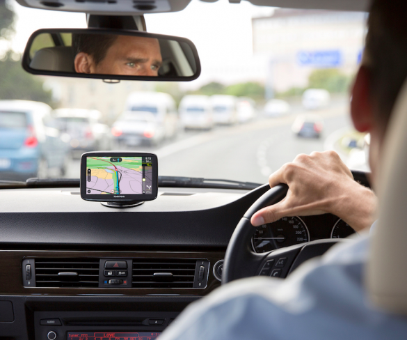 New TomTom smart satnavs double as Bluetooth connected hands-free kits