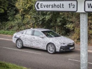 Camouflaged 2017 Vauxhall Insignia