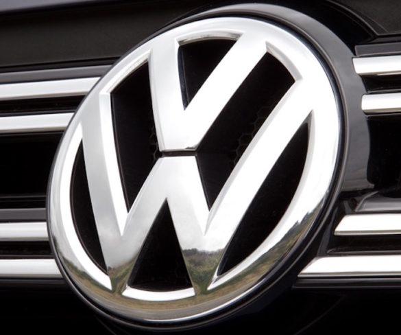 VW agrees to pay £880m fine from German prosecutors