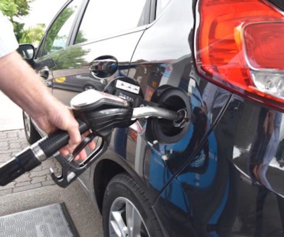 Supermarkets slash unleaded prices