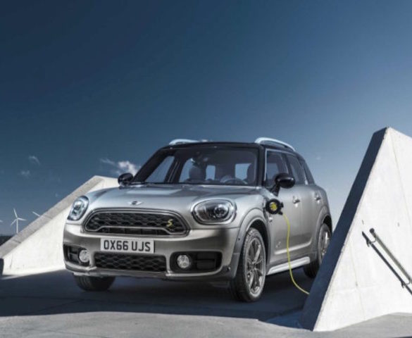 MINI’s first plug-in hybrid priced from £31,585