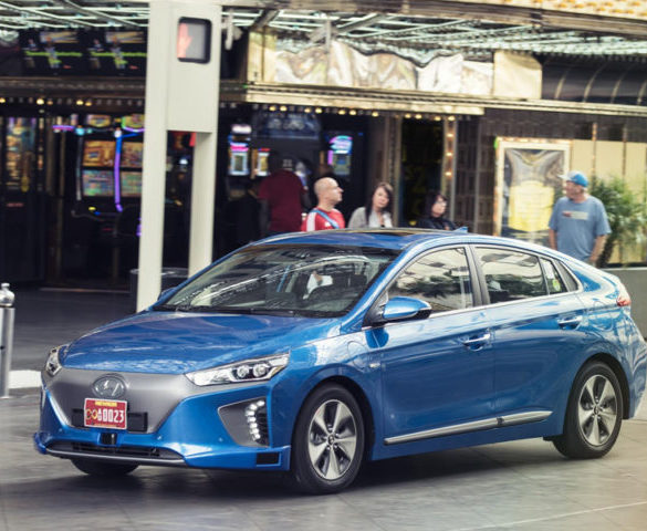 Hyundai unveils 26g/km Ioniq Plug-in