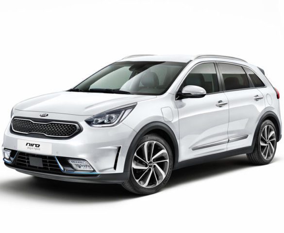 Kia debuts two plug-in hybrid models