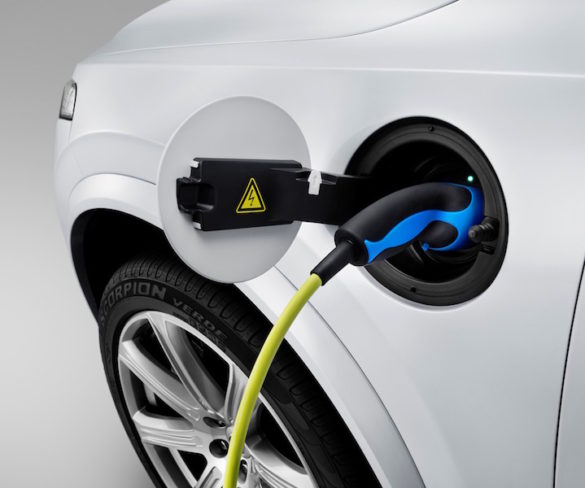 Volvo to launch first electric car in 2019