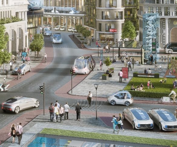 Driverless cars to collect occupants via app “by 2020”