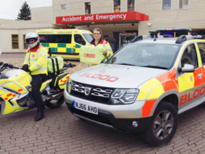 Dacia Duster 4x4 on front line with Emergency Rider Volunteers