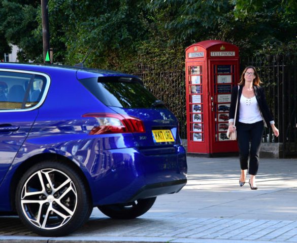 Peugeot unveils world’s smallest dealership