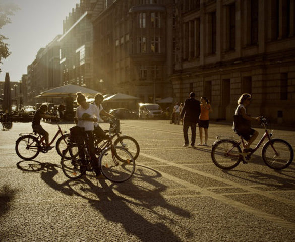 Government mulls new offence for cyclists