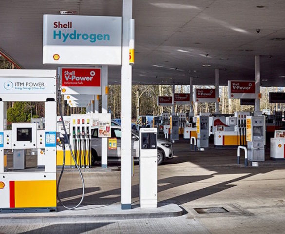 Shell hydrogen refuelling station opens on M40