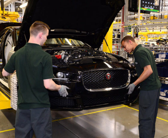 Double-digit decline for UK car manufacturing