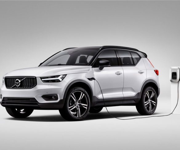 Volvo reveals new XC40 T5 plug-in hybrid