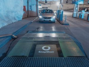 The free-of-charge SnapSkan services uses a driver-over ramp to provide a digital tyre depth reading