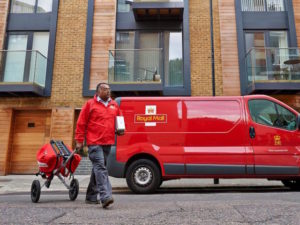 National Windscreens has won a sole supplier contract from Royal Mail for its 49,000-strong vehicle fleet