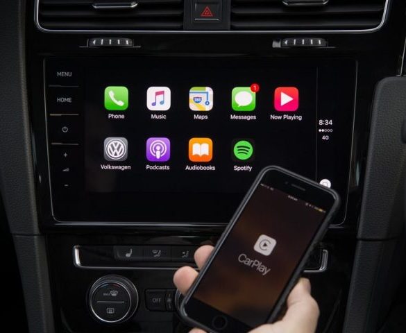 Apple opens CarPlay to Google Maps and Waze
