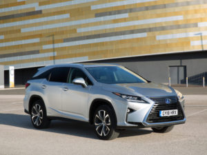 The RX 450hL marks Lexus's entrance in the UK's seven-seat SUV market