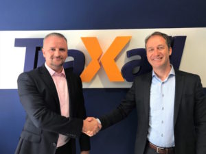 Traxall CEO Ross Jackson (left) welcomes Leomont Wouda International Business Development Director