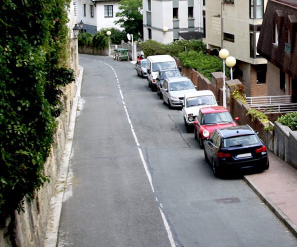 Brits oppose pavement parking ban