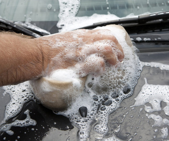 Waterless mobile car washing service rolls out in UK