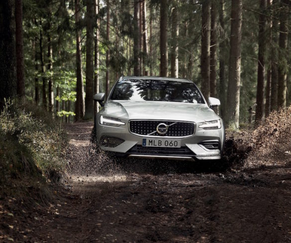 Volvo V60 Cross Country brings offroad capabilities