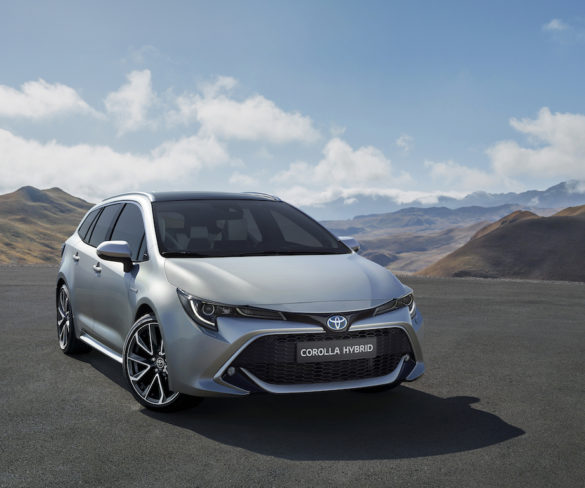 Toyota previews hybrid Corolla estate
