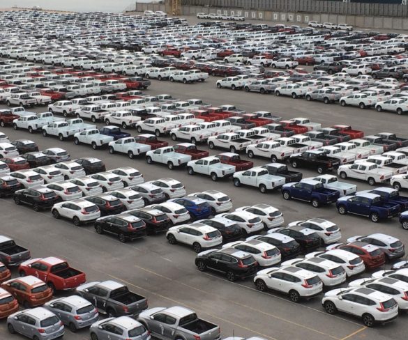 Fleet shores up UK new car market as private demand crumples