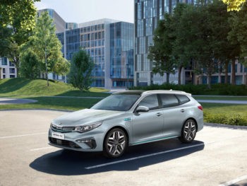 Kia Optima Sportswagon plug-in hybrid sees subtle premium revisions for 2019