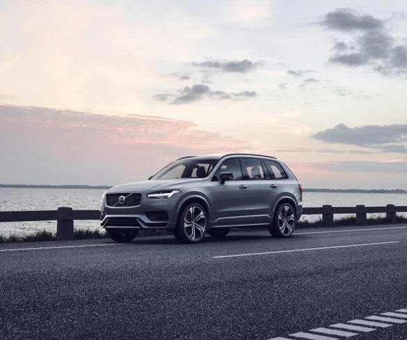 2020 Volvo XC90 cuts fuel costs 15% with mild hybrid