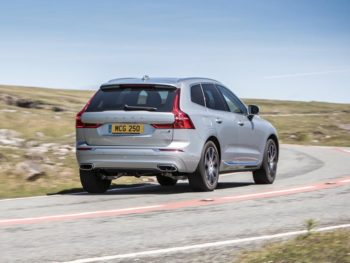 Volvo XC60 D4 FWD offers 129g/km CO2 and promises between 42.2 and 47.9mpg