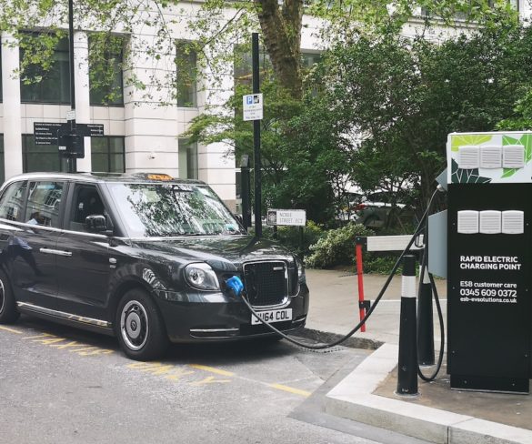First rapid electric vehicle charging point goes live in Square Mile
