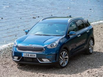 Kia Niro Hybrid and Niro Plug-in Hybrid models built between November 2016 and September 2017 are affected