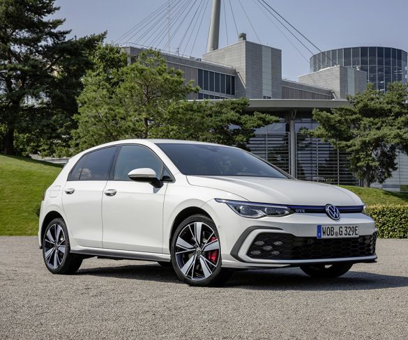 Plug-in hybrid Volkswagen Golf opens for order