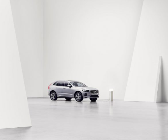 Volvo boosts electric range and power on PHEVs