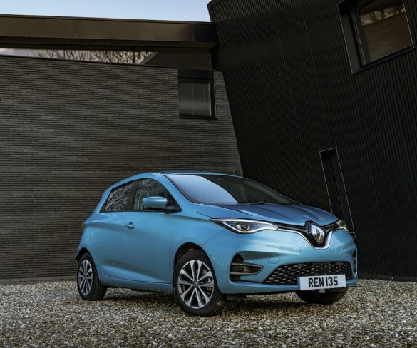 Renault revamps roadside assistance for EVs under new RAC deal