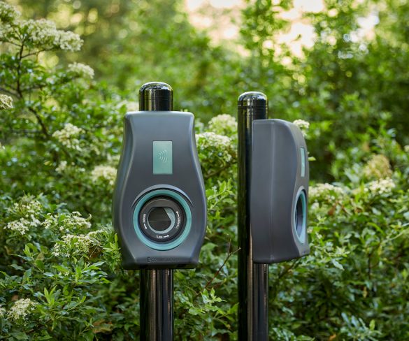 Surrey County Council to roll out 10,000 public charging points by 2030