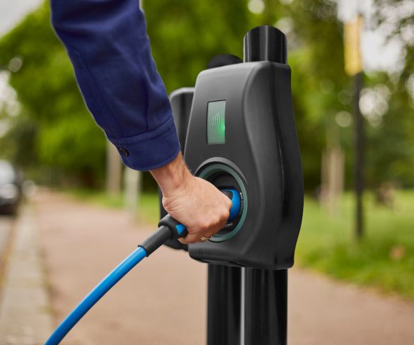 Public smart charging could save EV drivers £600+ a year