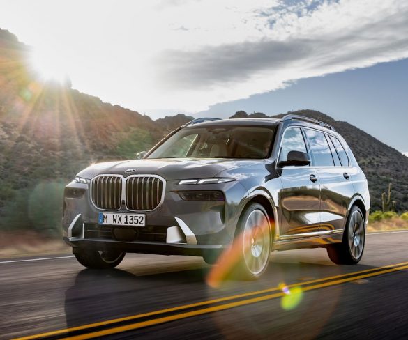 Facelifted BMW X7 revealed with new styling and engines 