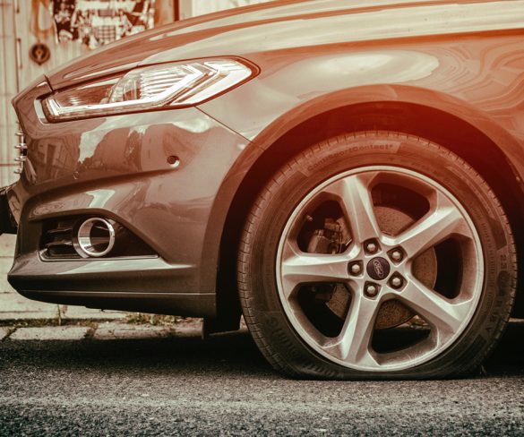 43% of motorists fail to check their tyre pressure, according to Venson