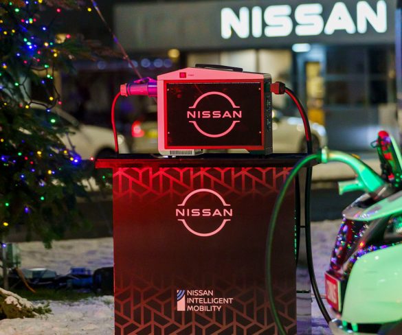 Nissan Leaf powers Christmas lights in ‘Vehicle to X-MAS’ demo