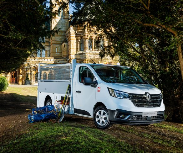 Renault Trucks launches dropside, refrigerated and campervan Trafic models 