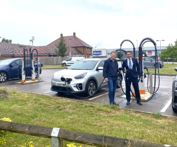 Grant Shapps welcomes opening of new ultra-rapid EV charging hub