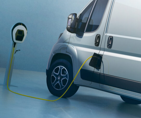 60,000th electric van joins UK roads as eLCV demand jumps 19.4%