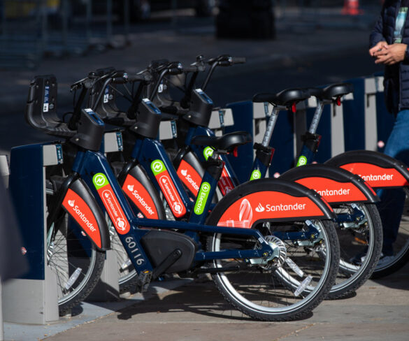 Boost for London’s Santander Cycles with 1,400 new e-bikes and day passes