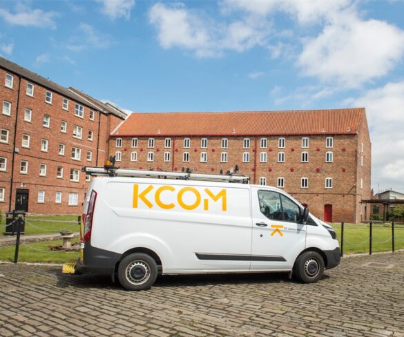 KCOM awards fleet safety deal to VisionTrack