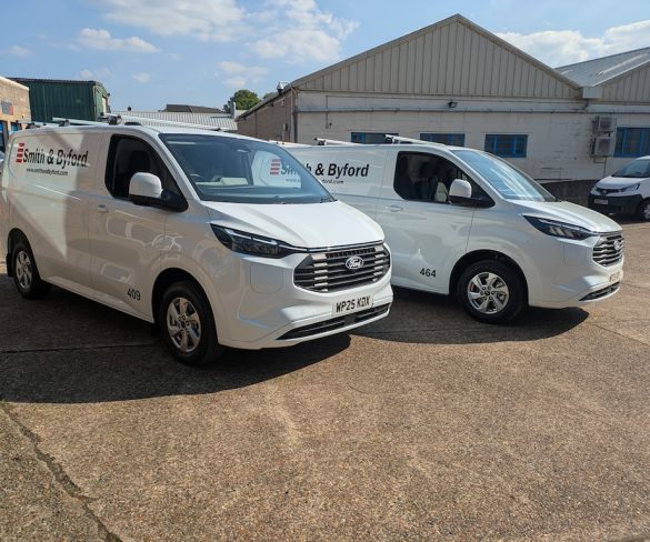Ford Transit Custom PHEVs prove smart choice for Smith & Byford