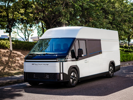 Flynt debuts first electric van for Europe